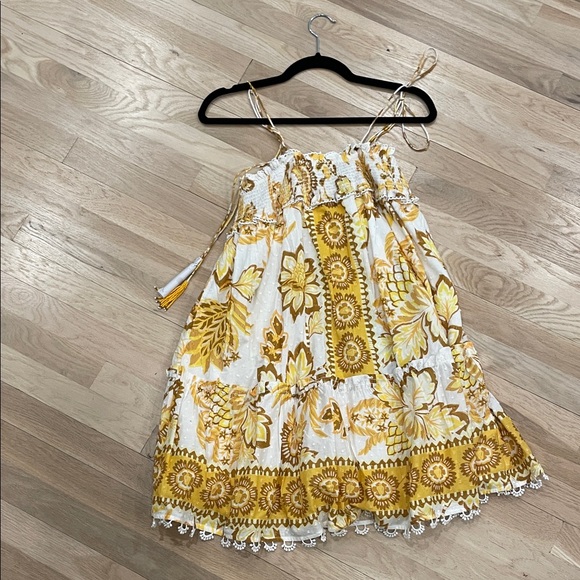 NWT! Farm Rio Aura Floral Yellow and White Mini Sundress - Picture 4 of 6